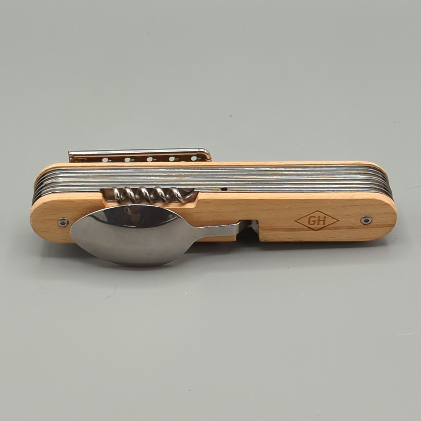 Gentlemens Hardware Kitchen Compact Hand Held Multi-Tool 12 Utensils in One