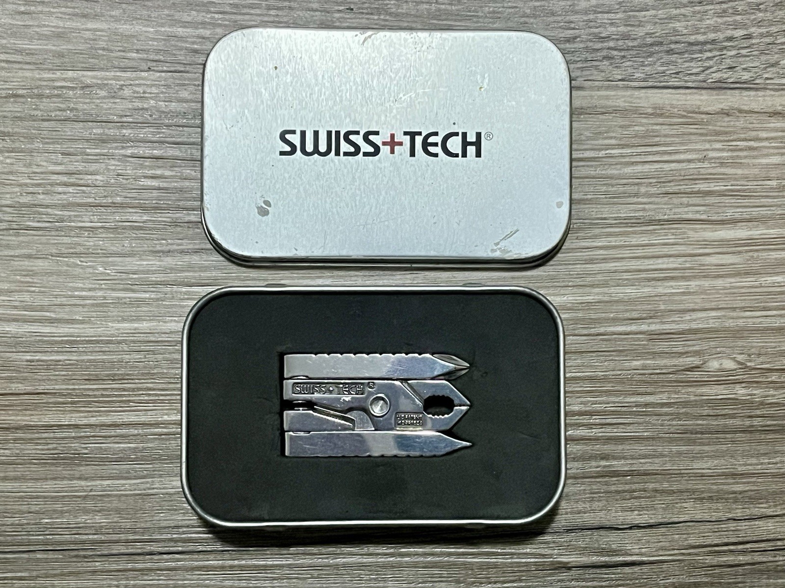 Swiss-Tech Micro Plus 6 in 1 Multi Mini Tool Pocket Pliers Screwdriver Tin Case