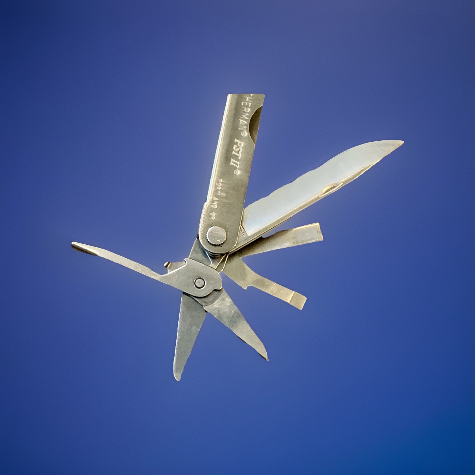 Leatherman Pocket Survival Tool PST ll Multi-Tool with Sheath Portland OR USA