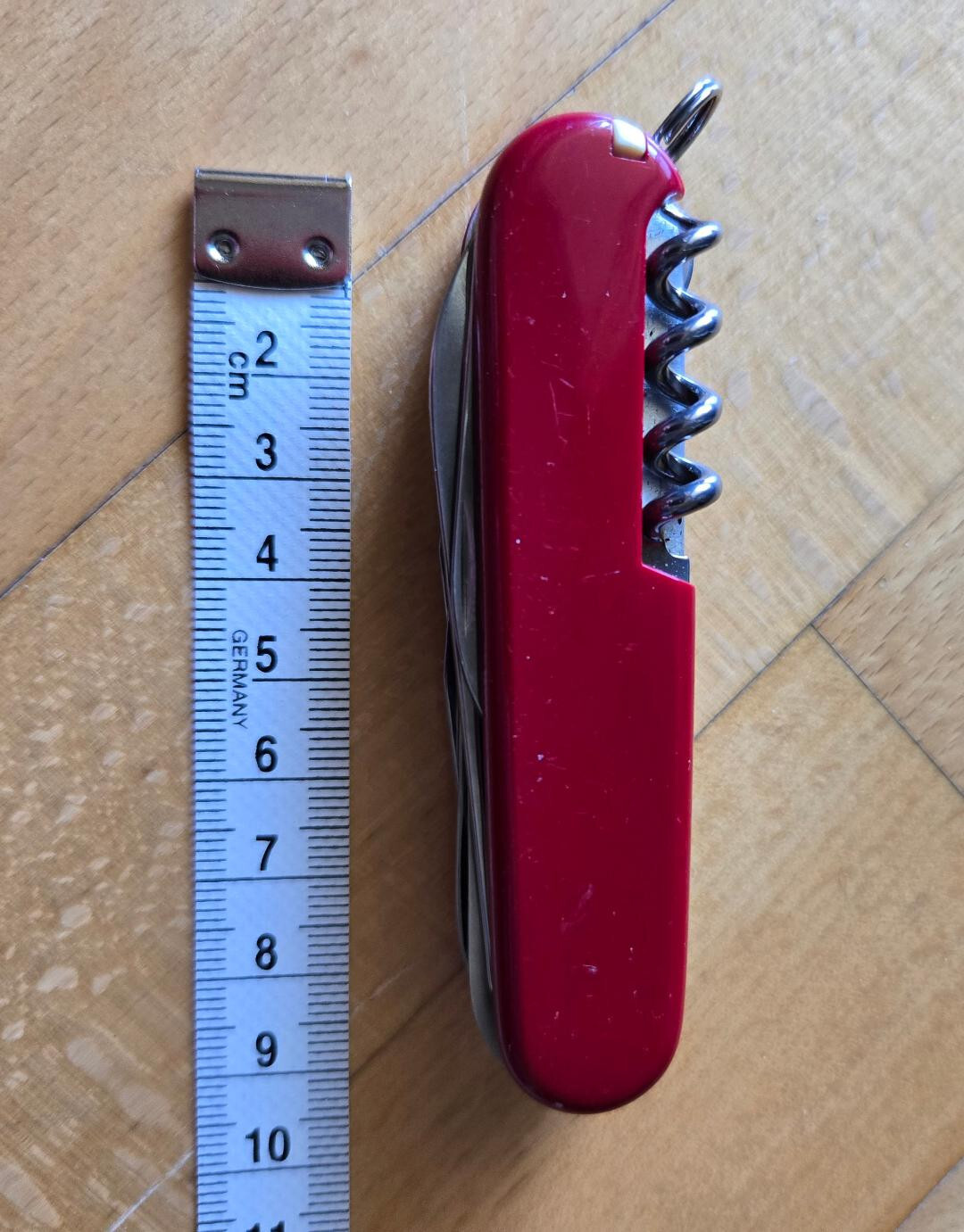 Victorinox Swiss Army Knife, 9-in-1