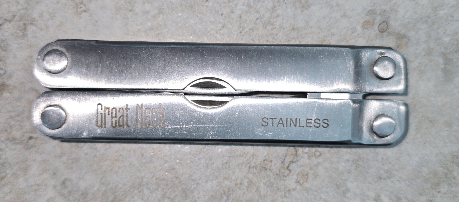 Great Neck Multi Tool – Multiple Knife Blades & Pliers With Carry Case