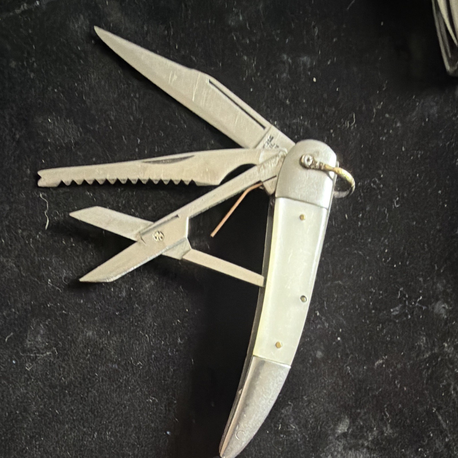 Stainless Steel Folding Multi-Tool Pocket Knife Saw Scissors 2″ Blade Silver