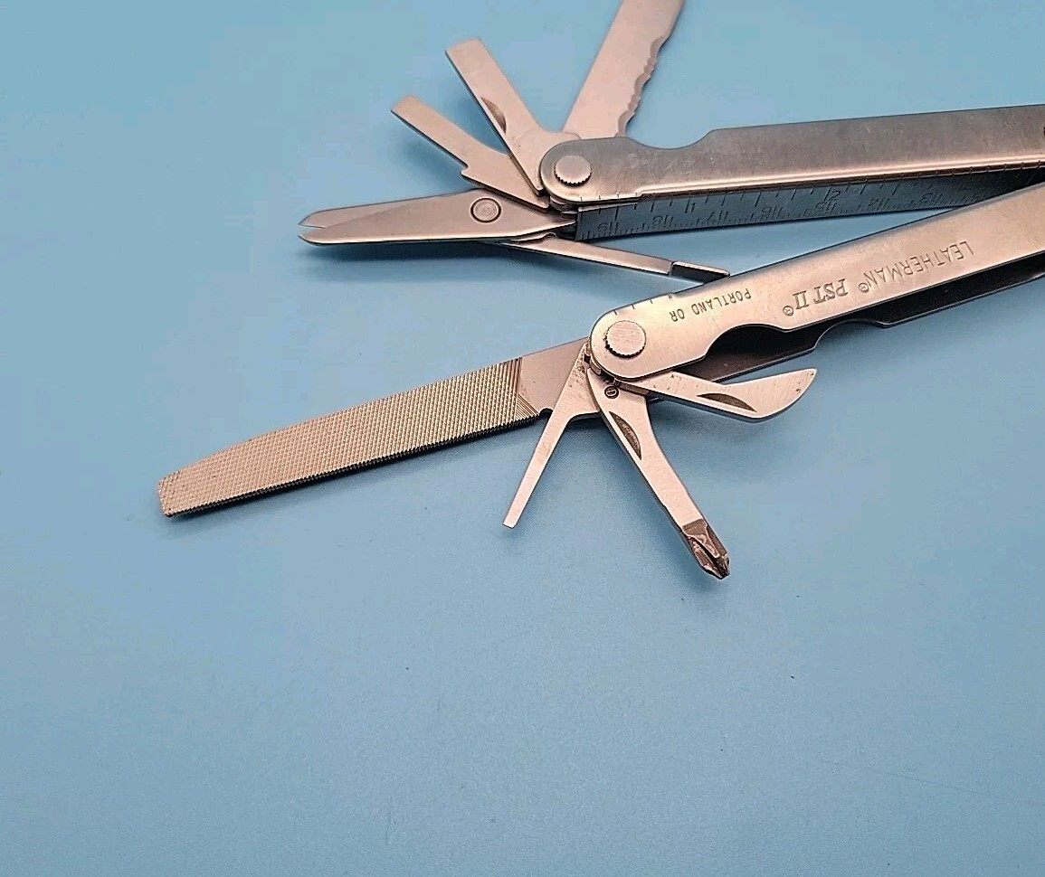Leatherman PST II Multi-Tool Dated 0802 – Knife, Pliers, Scissors – Retired