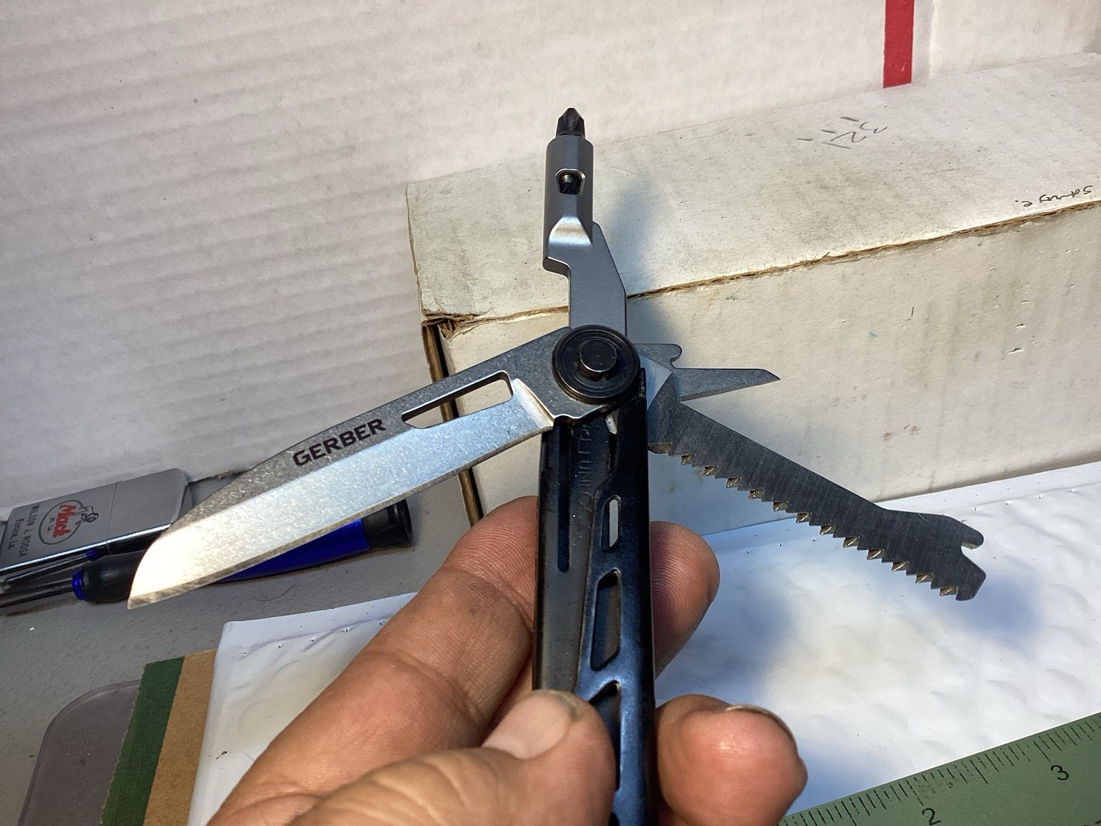 Gerber Armbar Trade Onyx Black Multi-Tool, Knife, Bit Driver, Saw.. 007-01