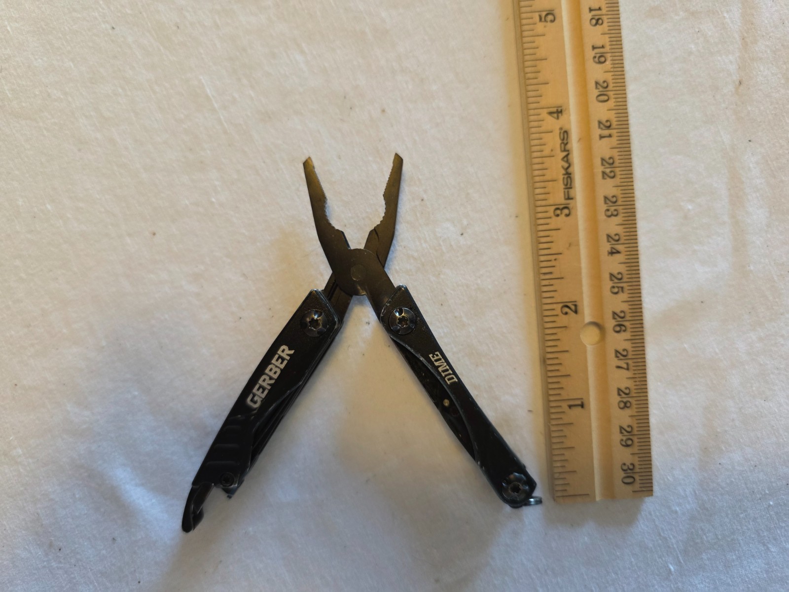 MT2601-021 – 3x Gerber Mini Multi-Tools + Case Free Shipping Used