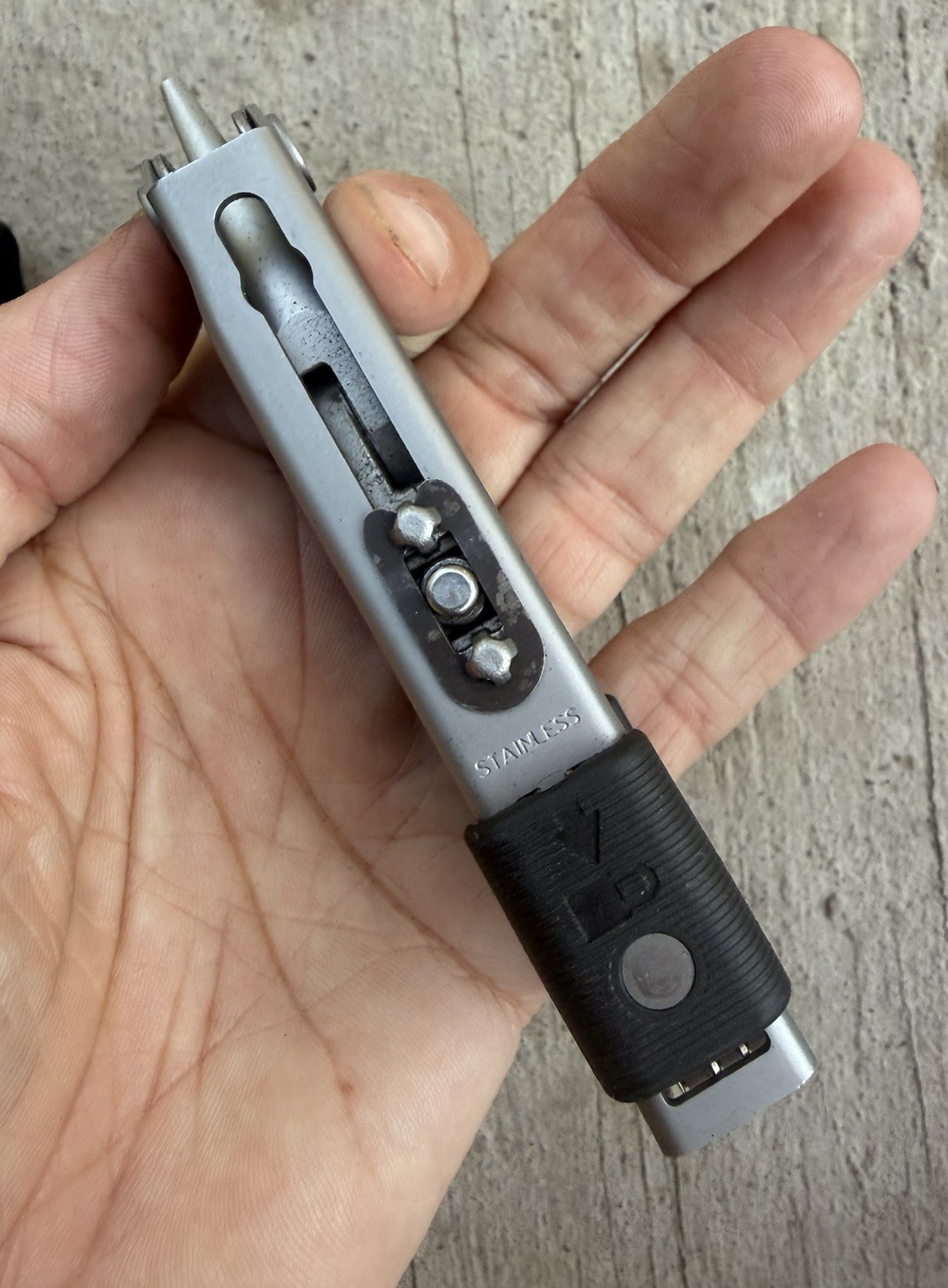 GERBER USA MP400 COMPACT SPORT EDC MULTI-TOOL PLIERS KNIFE SCISSORS & SHEATH EXC