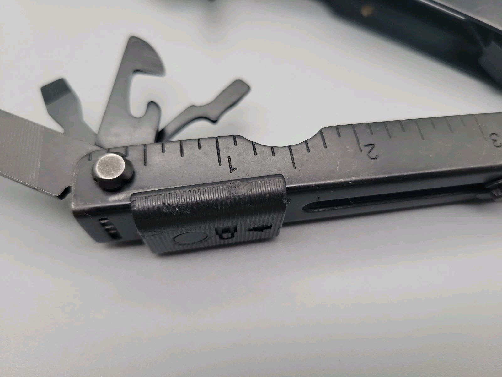 Gerber DET MP600 Multi-Plier Multi-Tool – DISCONTINUED – C-4 Punch, Cap Crimper