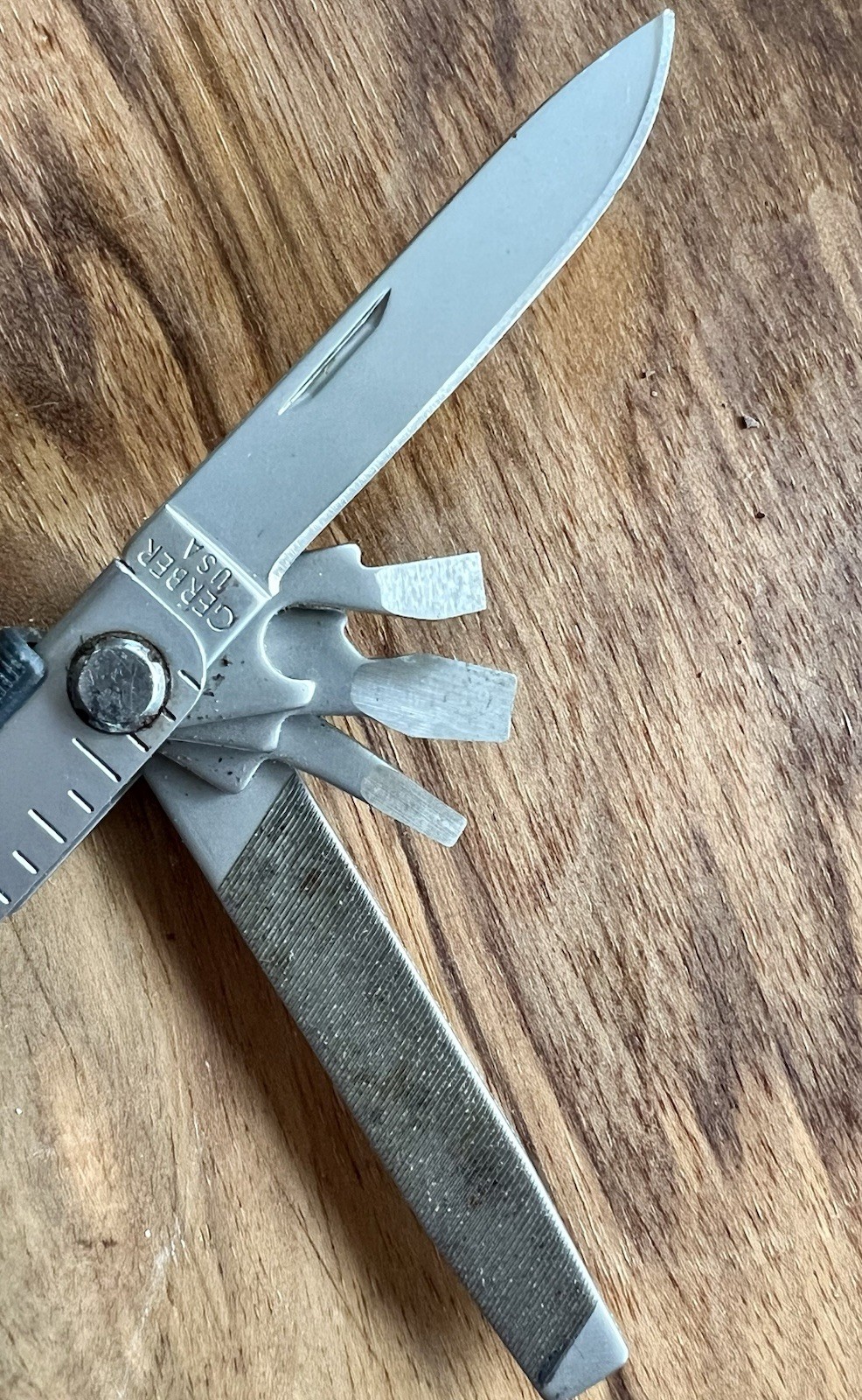 Gerber Multi-Plier Multi-Tool, MP-600, Stainless; Pre-owned. See Photos.