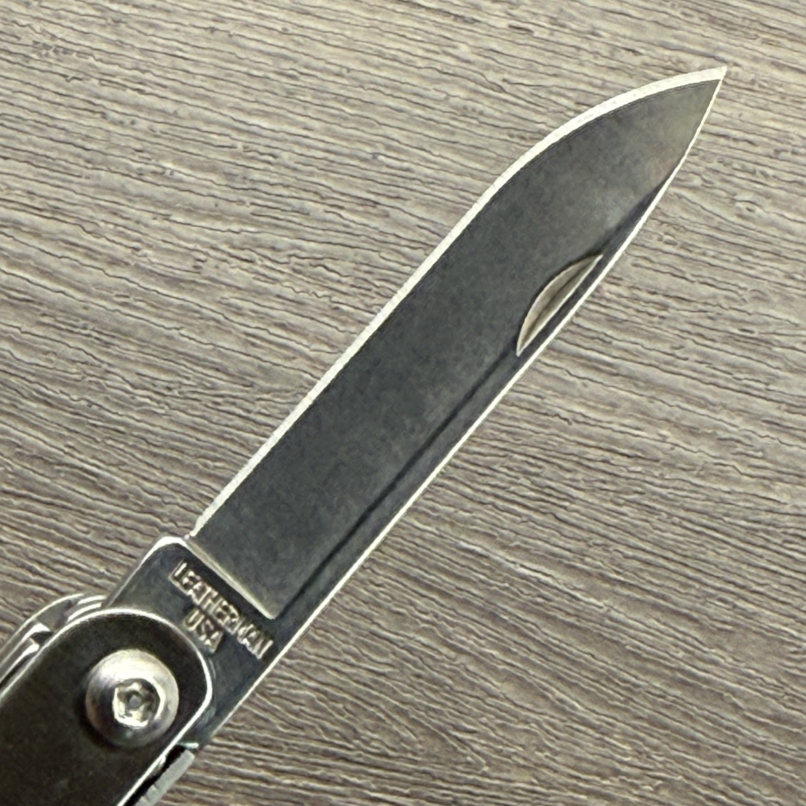 Leatherman Sideclip multitool. Mint. Late Run: shiny factory polished