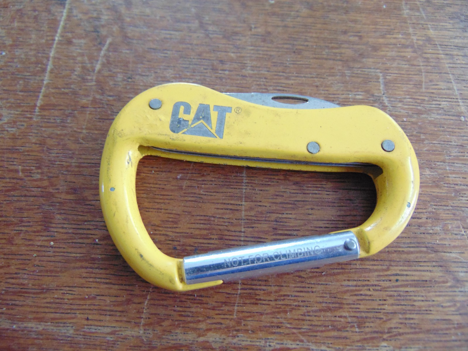 “CAT” MULTI TOOL KEY HOLDER-SPC -MADE CHINA