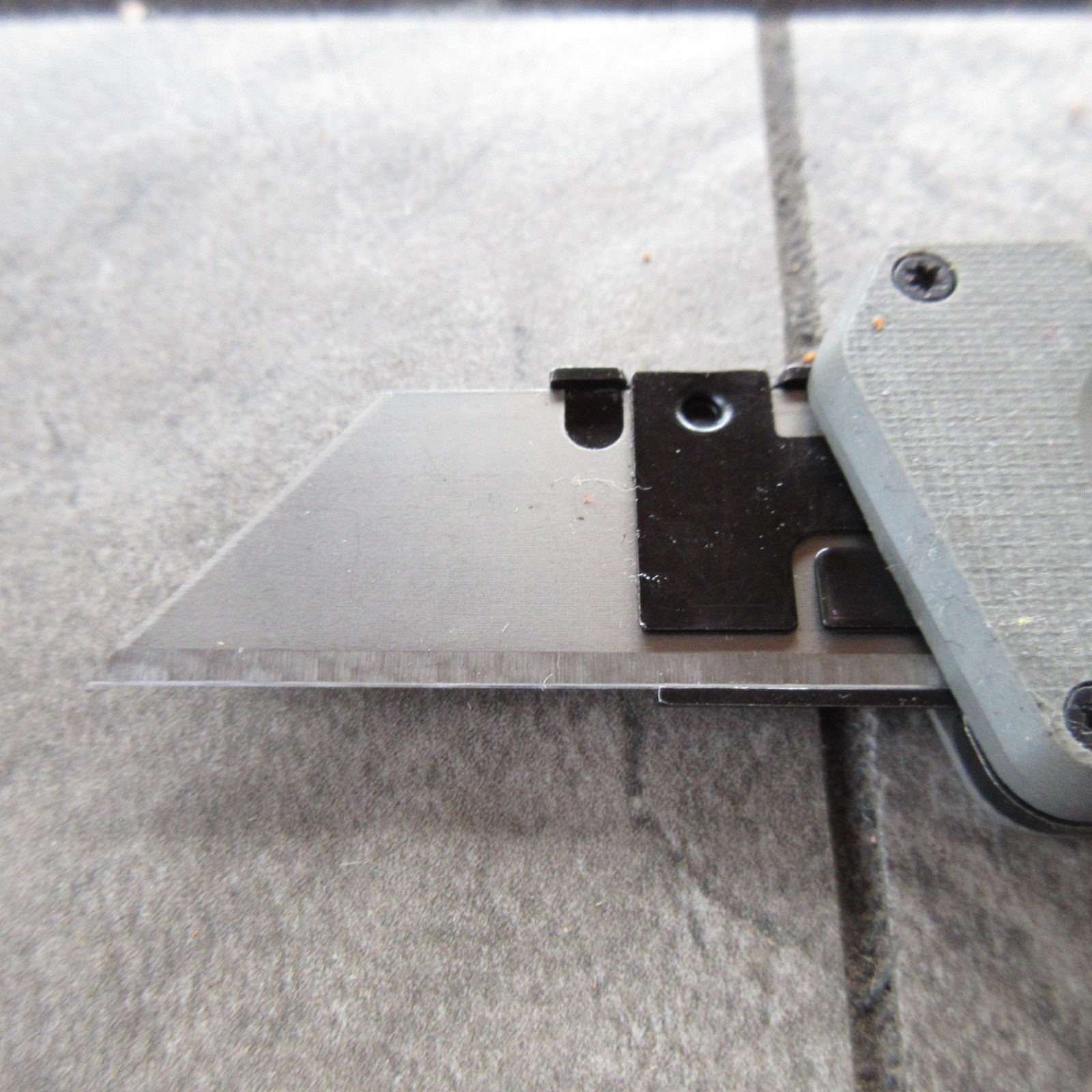 Gerber Prybrid Multi-tool 8970623A Box Cutter Pry Bar Nail Puller