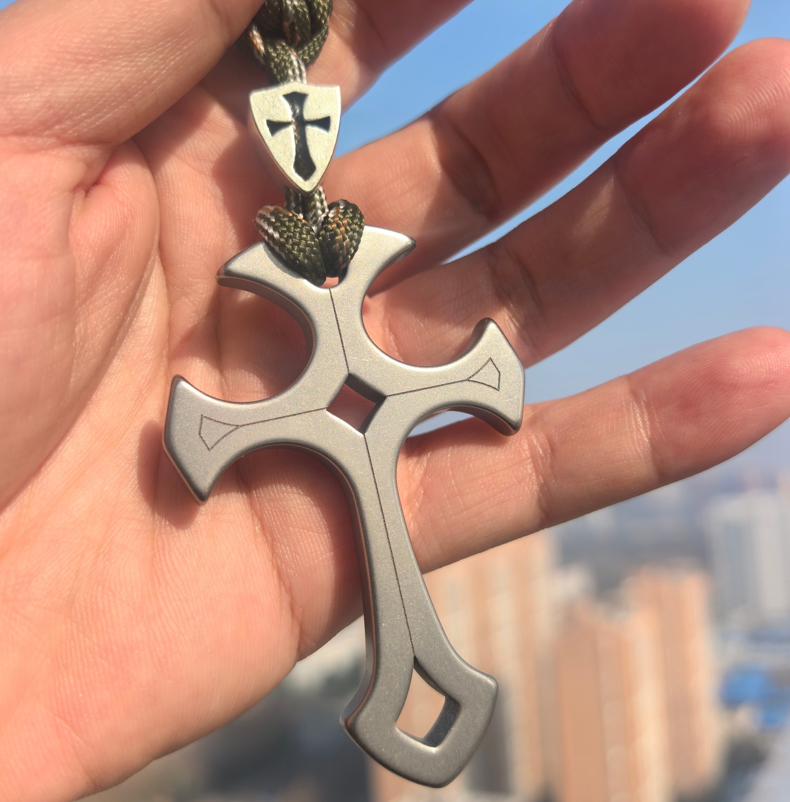 TC4 Titanium alloy Crusader Cross Pendant EDC Self Defense Tool Weaving rope Set