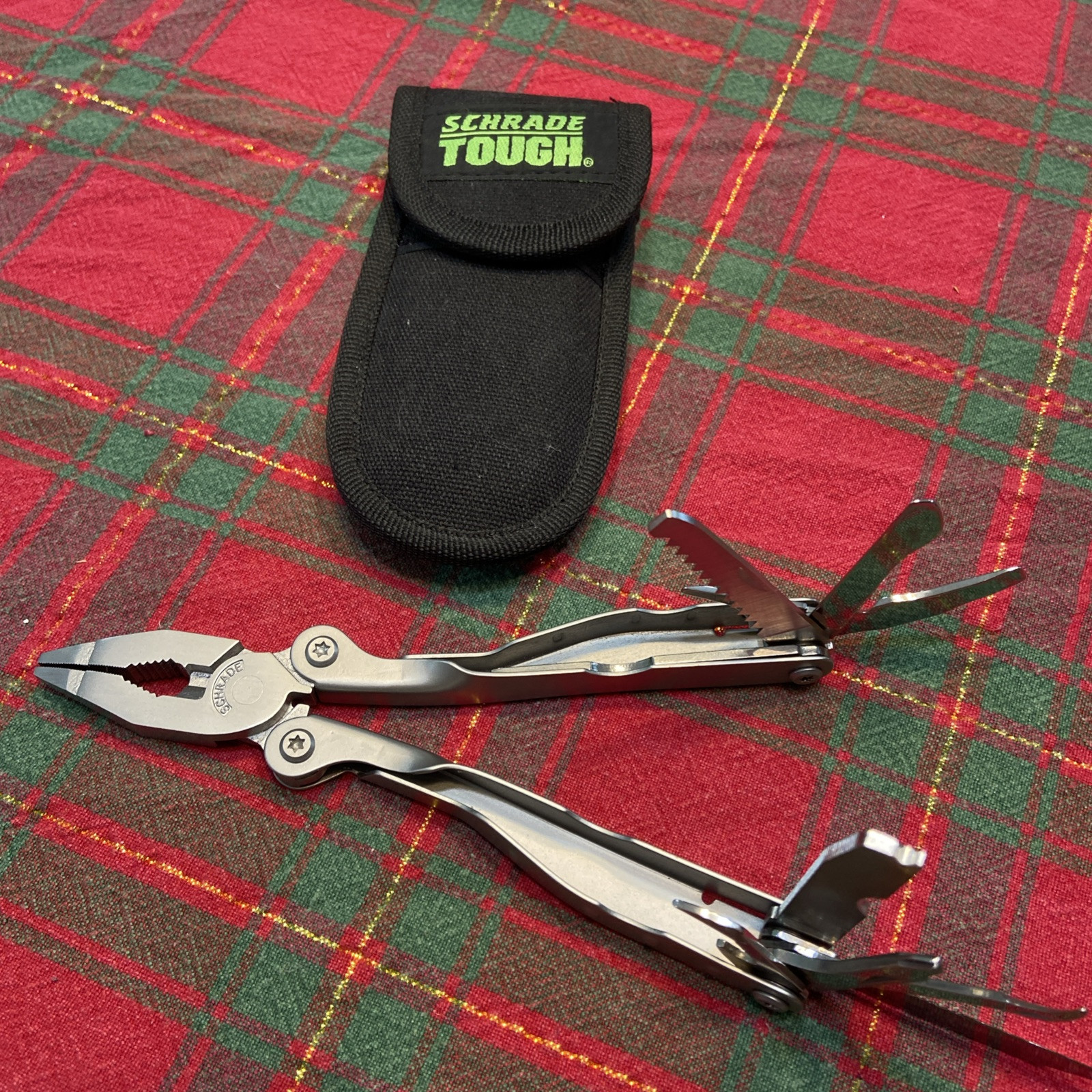 Schrade Tough Tool USA Multi-tool w/SHEATH