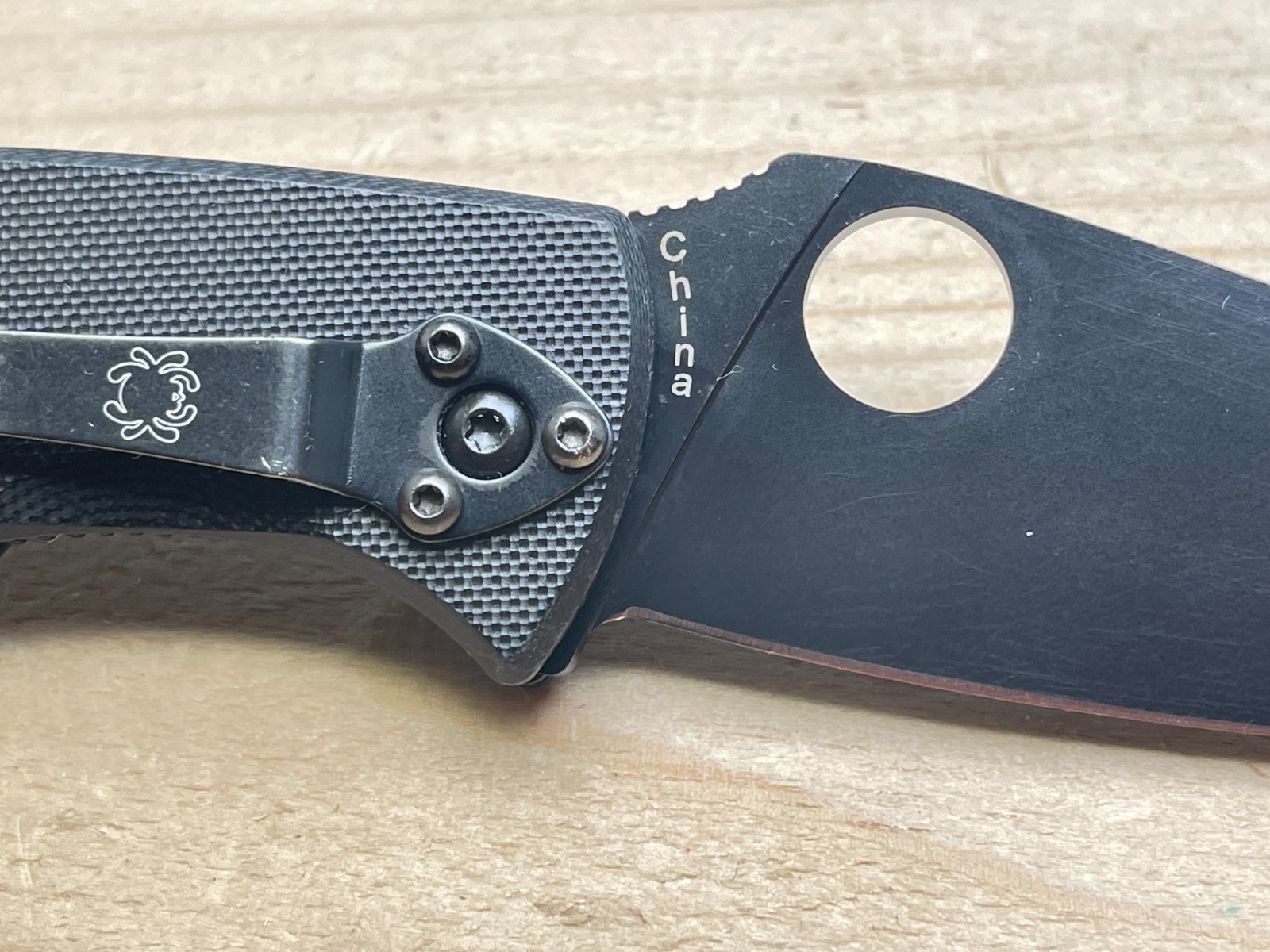 Spyderco Tenacious with Logo Black 8Cr13Mov G-10 Folding Pocket Knife