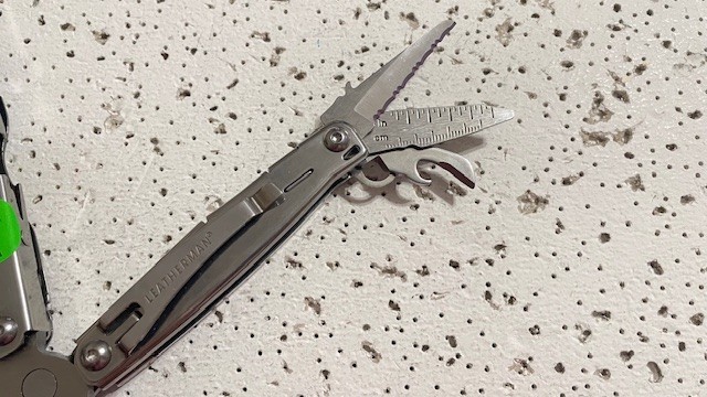 Leatherman Sidekick Stainless Steel Silver Multi Tool Folding Knife, Saw, Pliers