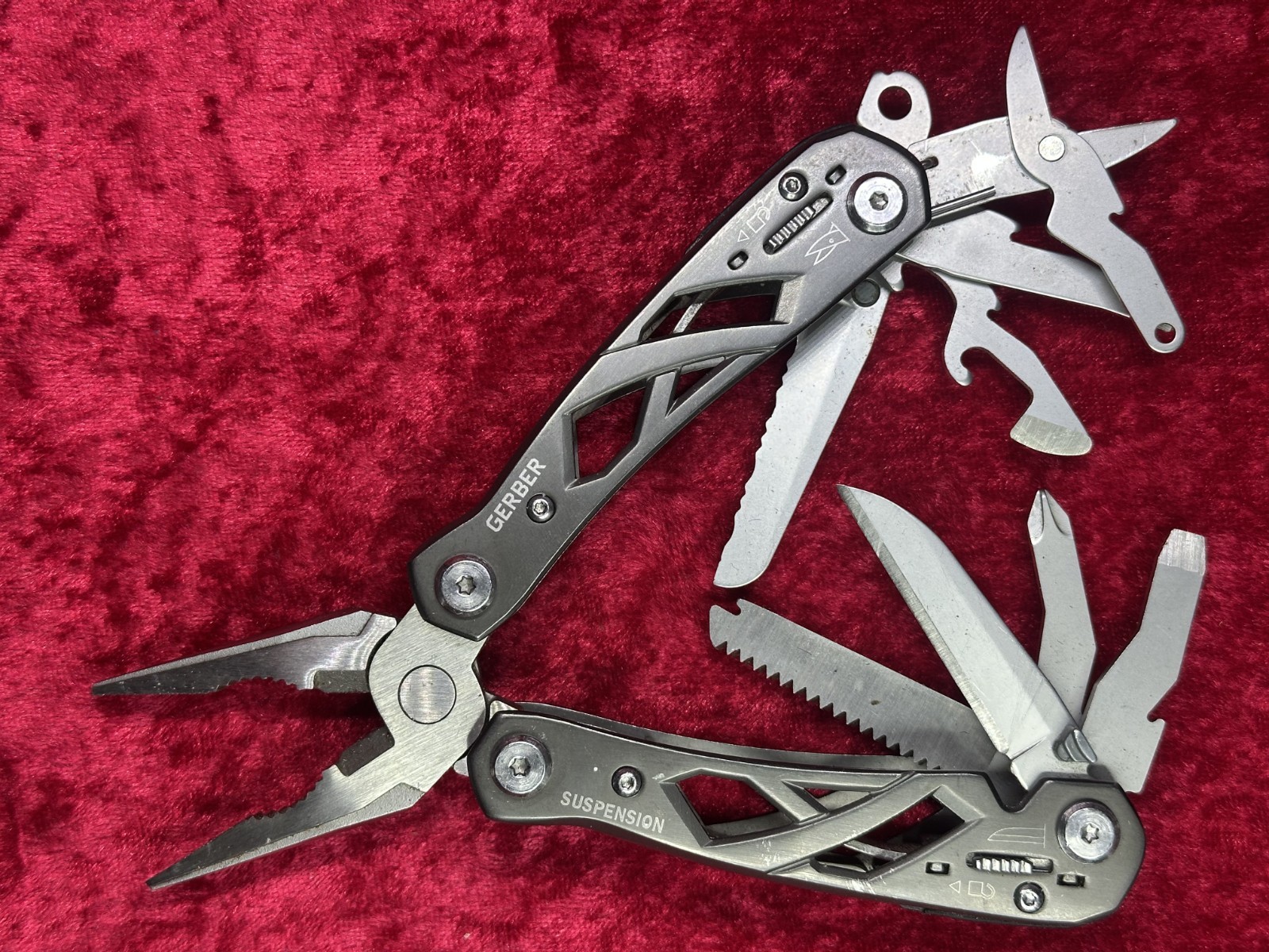 Gerber Suspension Gray 12 Tool Multi-Tool Plier Knife No Sheath Random Pick(117)