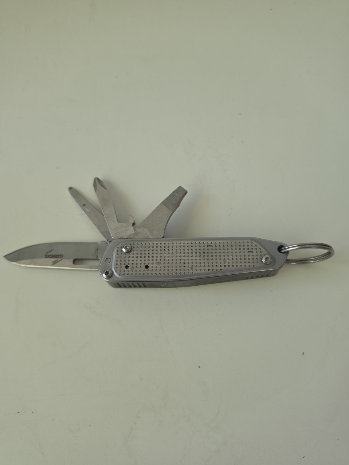 Leatherman FREE T2 Multi-Tool Stainless Steel Straight Edge Silver, 8 Tools