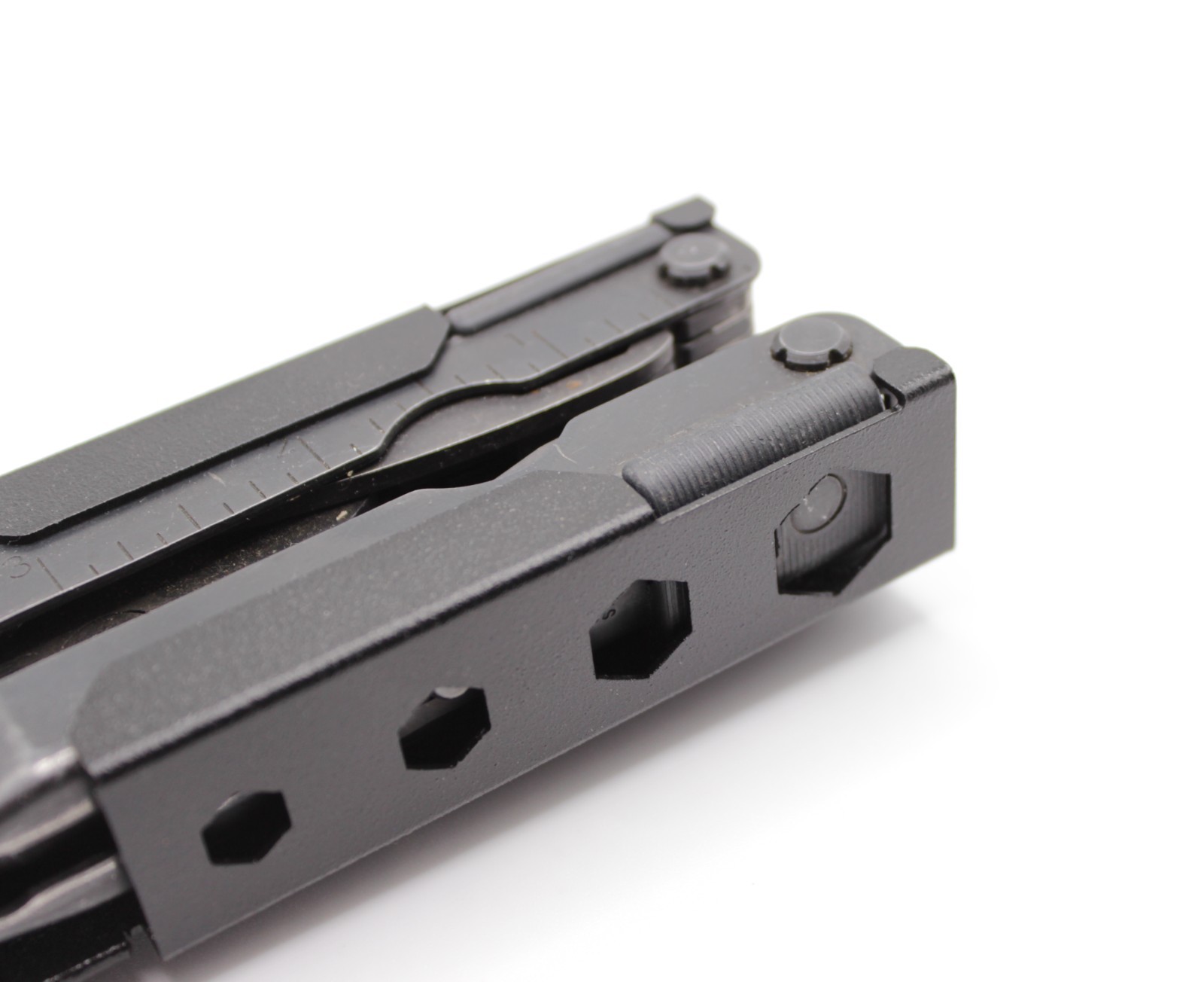 MP600 multitool sheath – designed by RAE GEAR USA – compatible with GERBER