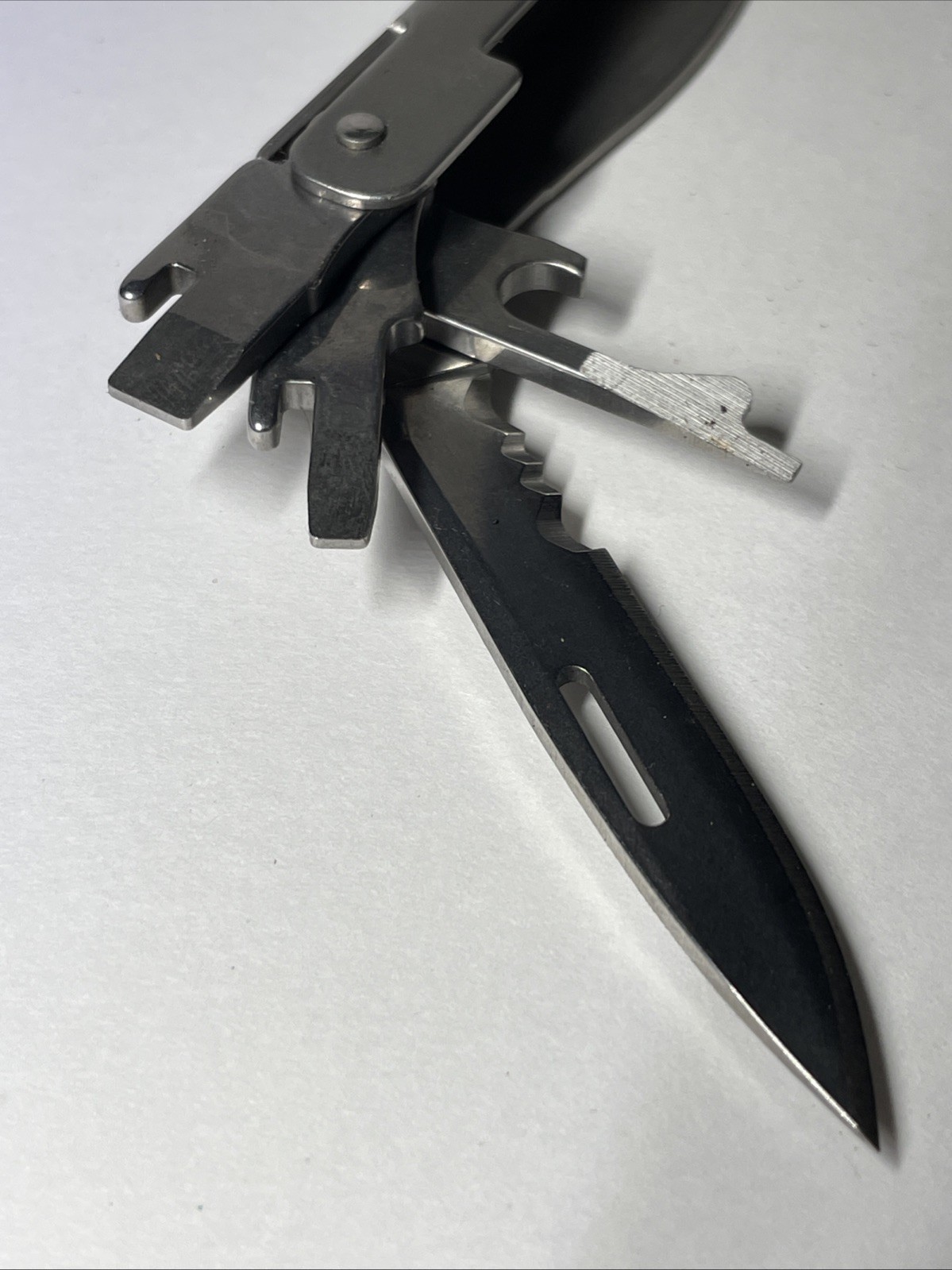BUCK USA BUCK LITE TOOL 355 MULTI TOOL-w/ ORIGINAL SHEATH-RETIRED