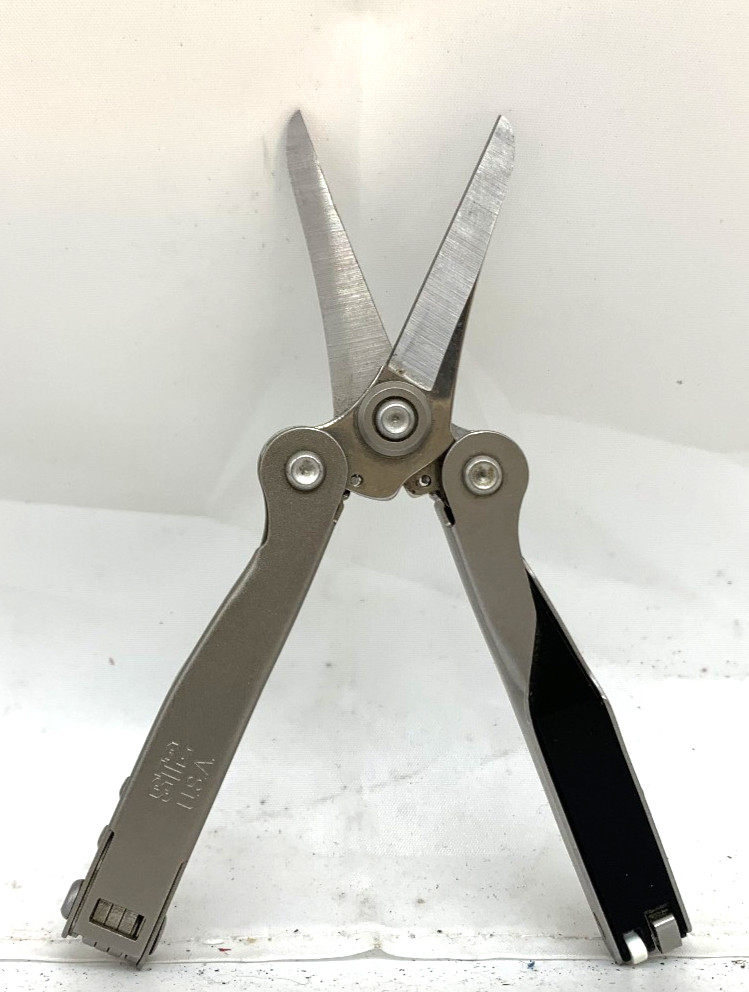 Schrade ST2 Tough Chip Compact Multi-Tool Shears Pocket Knife