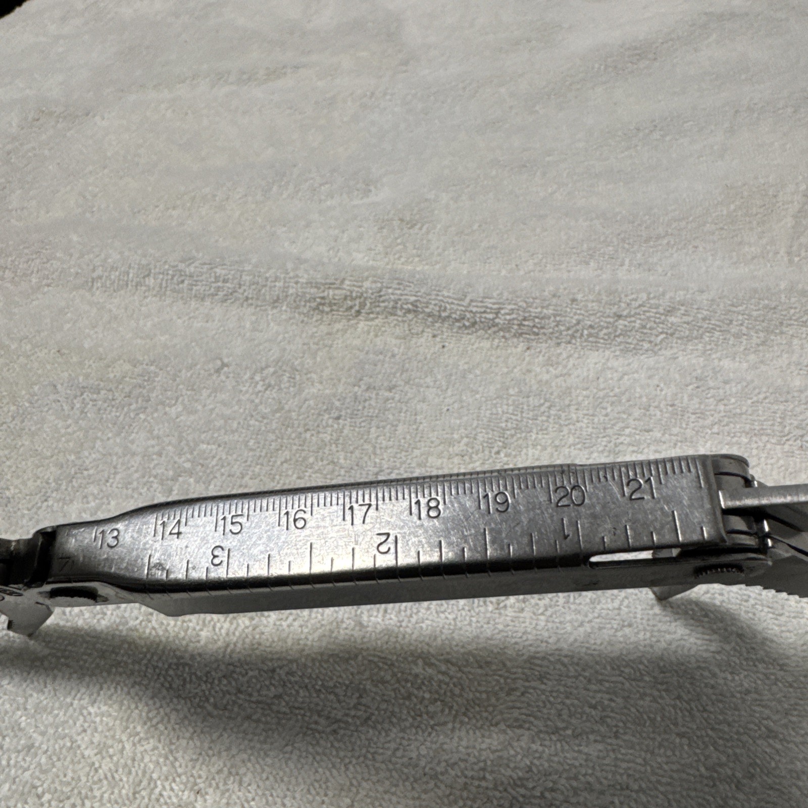 Leatherman Super Tool Portland Or Silver Stainless Steel Bond Pliers Multi-Tool