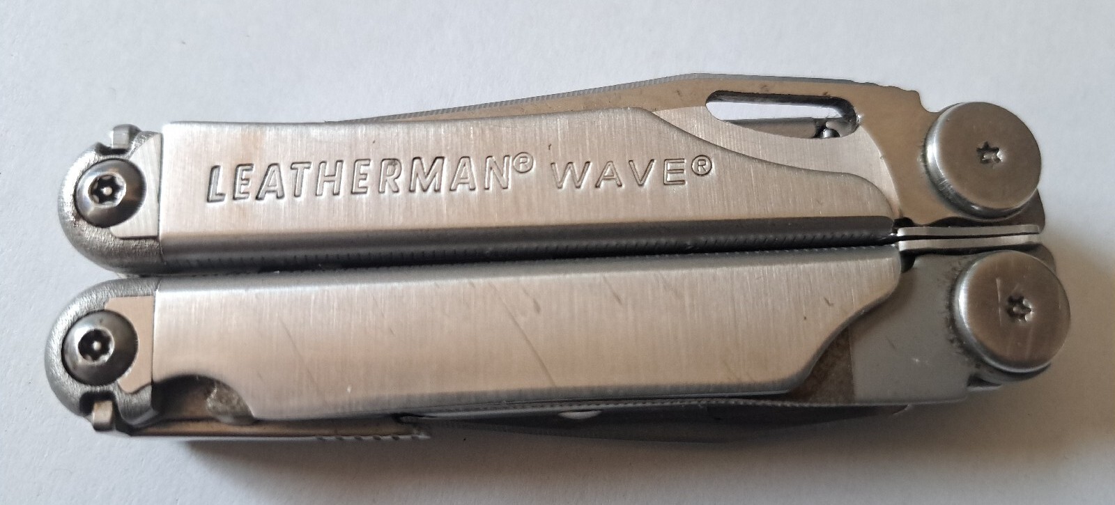 Leatherman Wave Stainless Multi-Tool w/Nylon Sheat Used