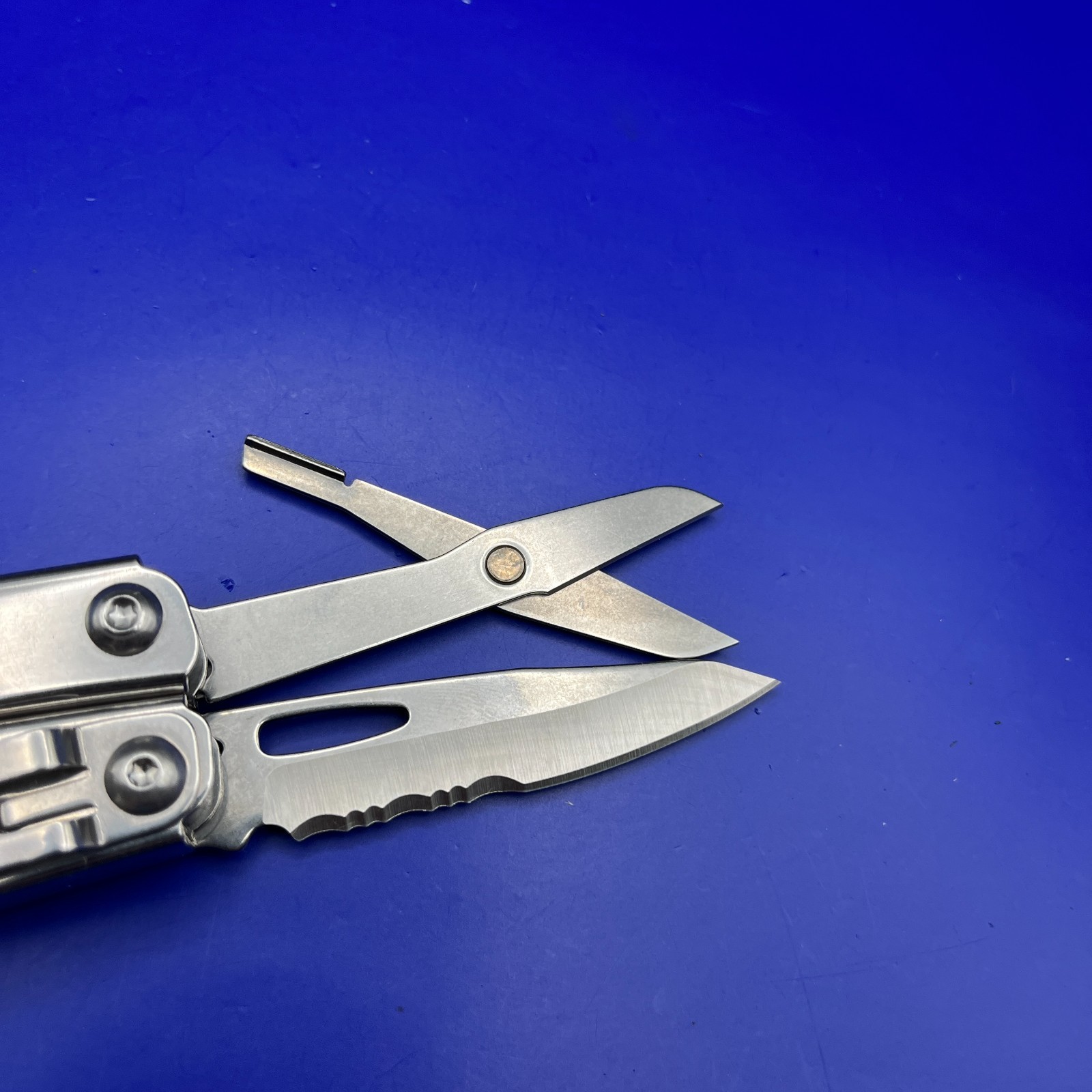 Leatherman Stainless Steel Wingman Multi Tool Scissors Knife Plier