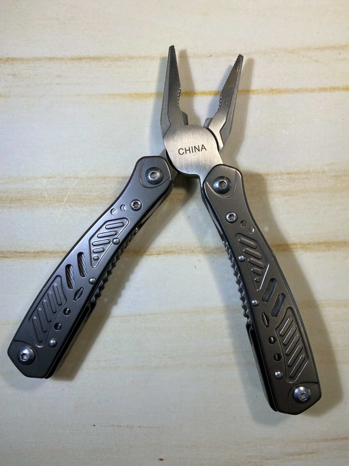 Multi-Tool Multitool 15-IN-1 Hiking Biking Camping Working Fishing Multipurpose