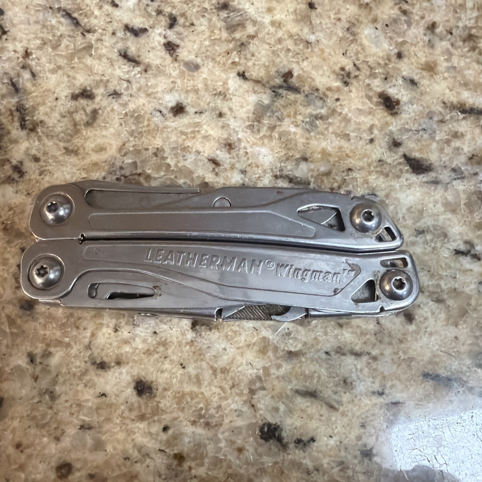 Leatherman Wingman 14 Tools Multi-Tool – Stainless Steel
