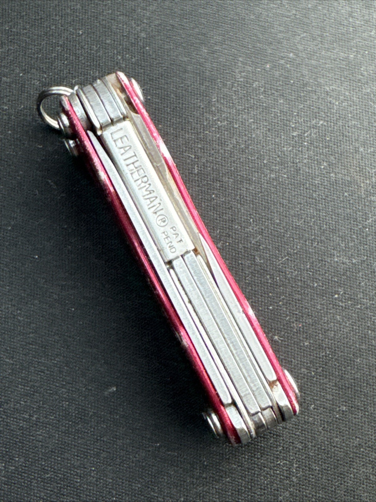Leatherman Squirt E4 Multi-Tool w/Wire Strippers Radioshack – Parts/Repair