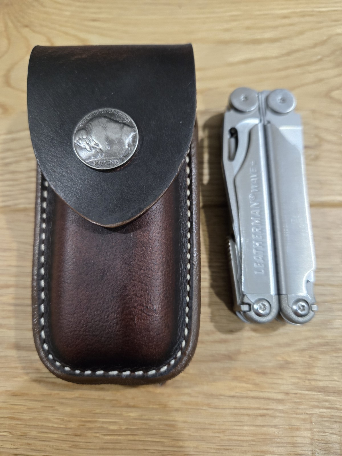 Leatherman Wave leather Sheath with belt clip. Buffalo snap. Sheath only.