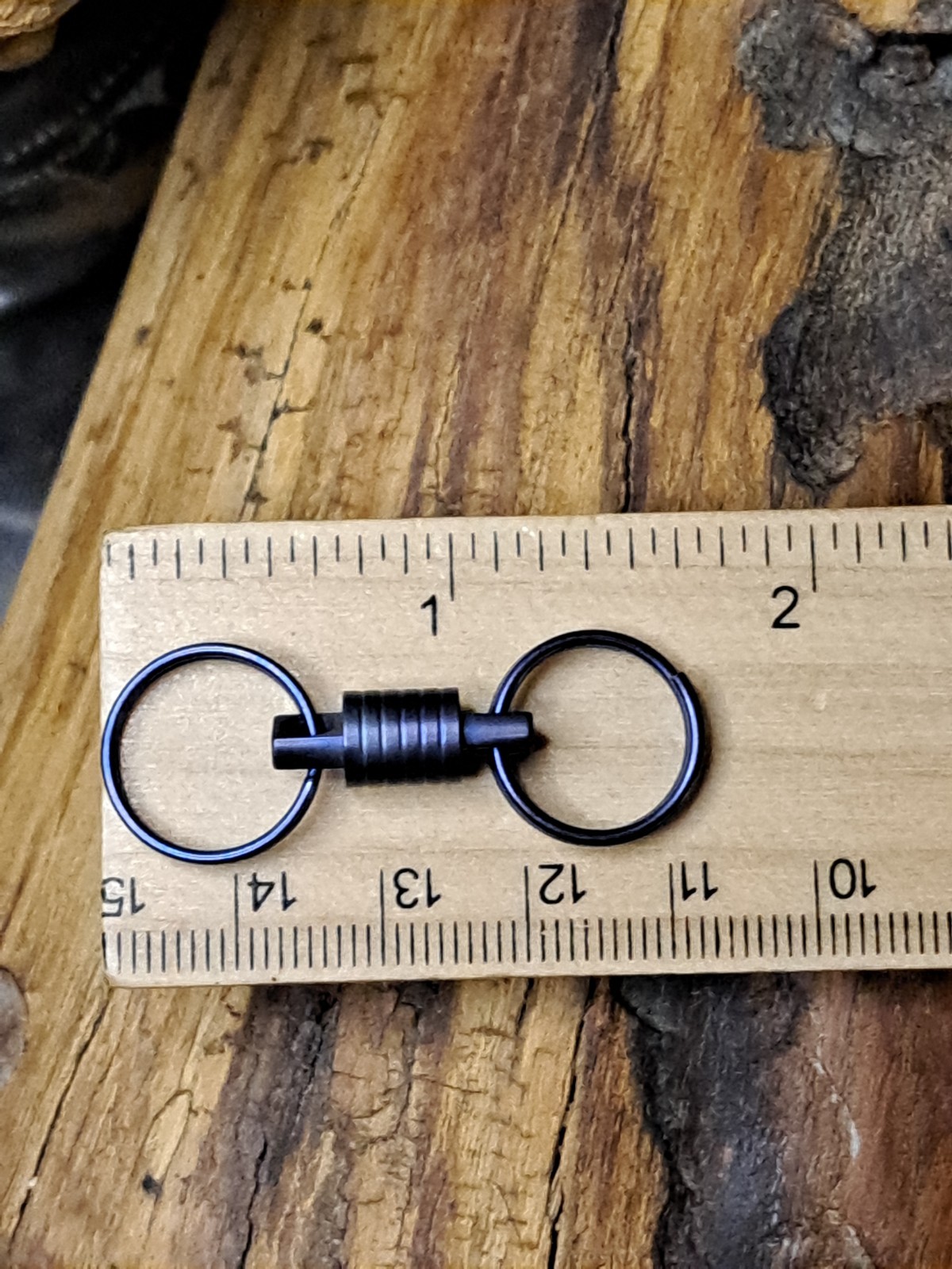 Pro Mini Series Anodized Titanium Swivel With 15mm Titanium Keyrings