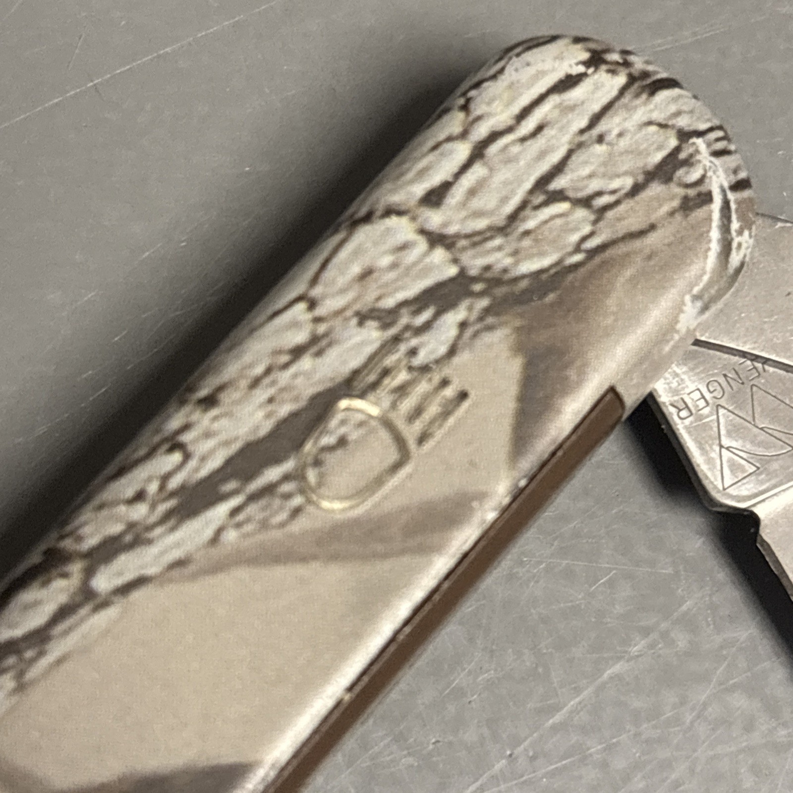 Wenger Esquire Microlite Timber Camo 65mm White LED – Very Unique!