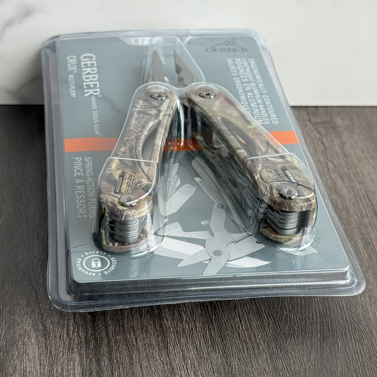 Gerber CRUX Camouflaged Multi Plier w/camo Sheath