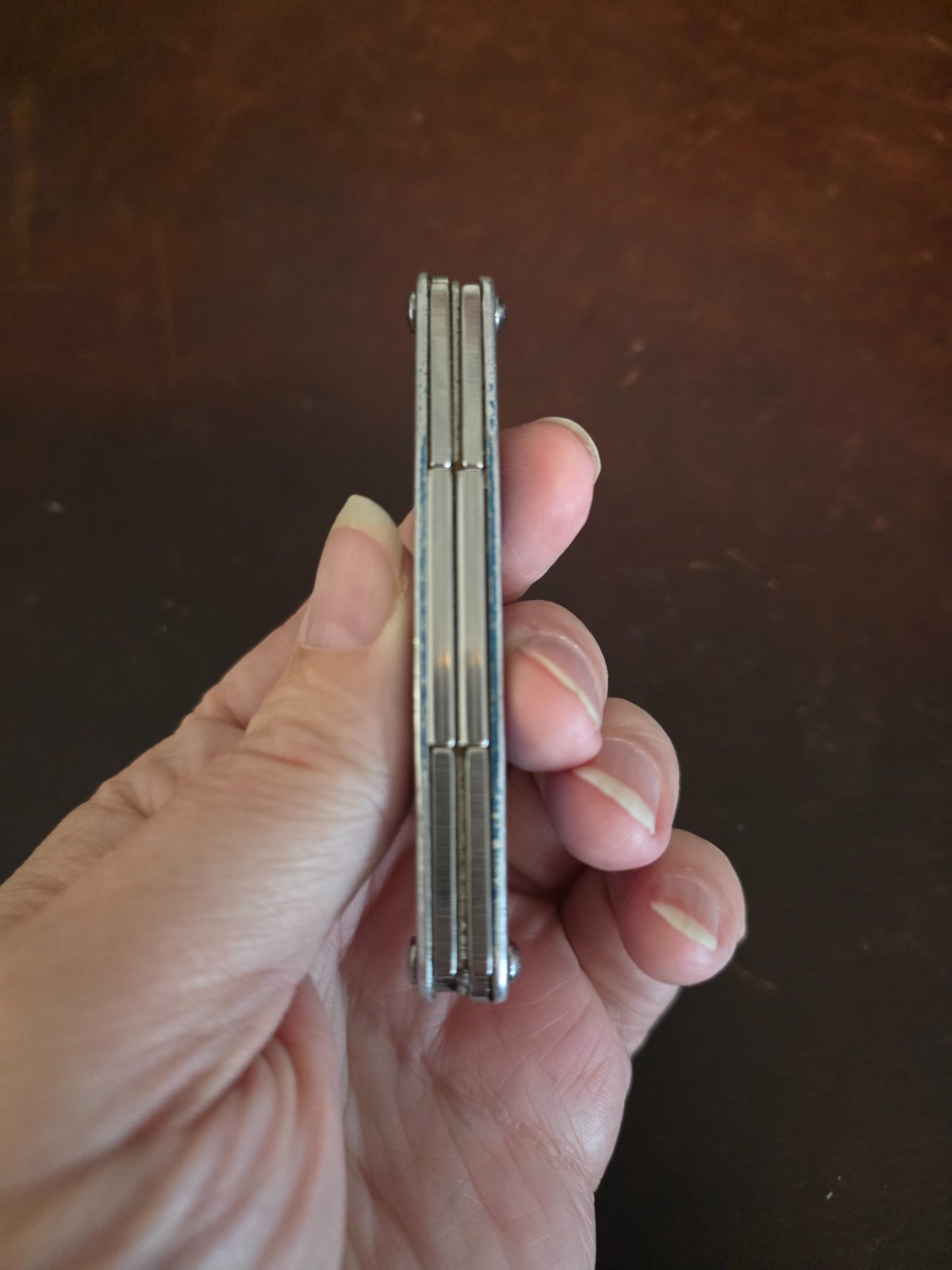 Leatherman Juice B2 Multi-Tool Blue Good Condition 067B