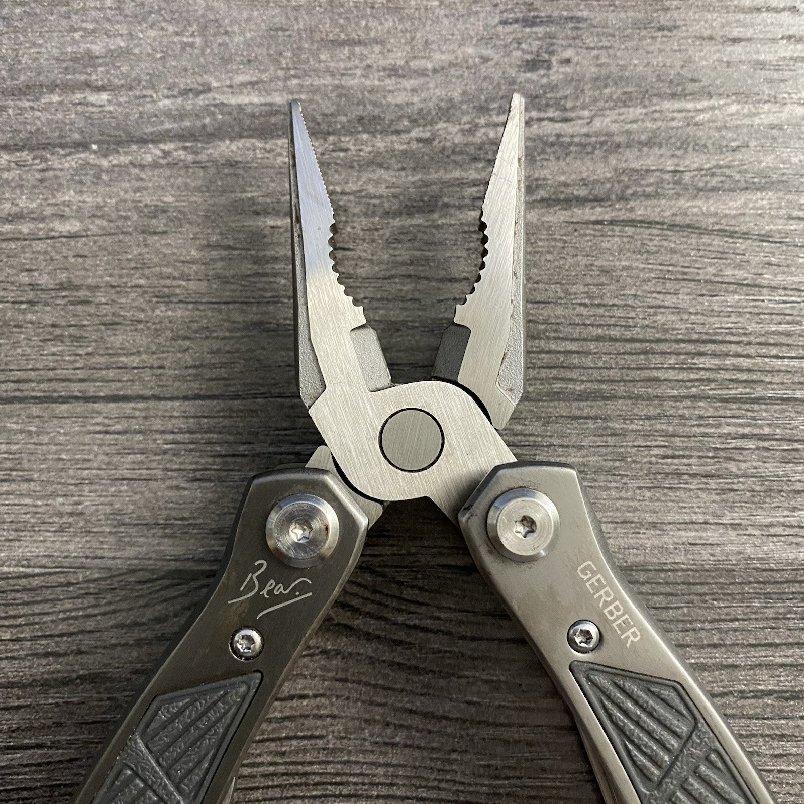 Gerber Bear Grylls Ultimate Gray Stainless Steel Multi-Tool Pliers 12 Tool