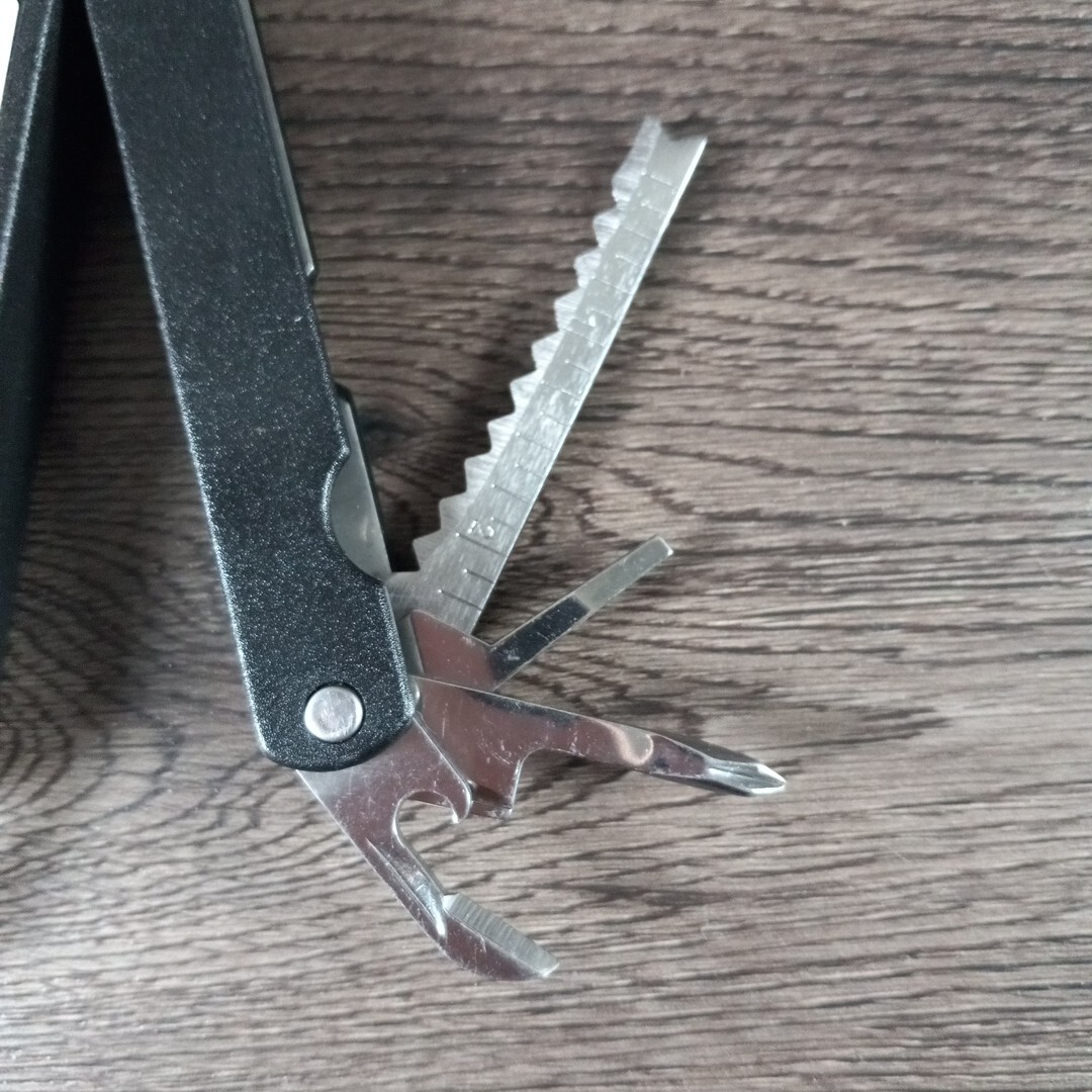 Barlow Stainless Steel Multi-Purpose Tool Pocket Knife