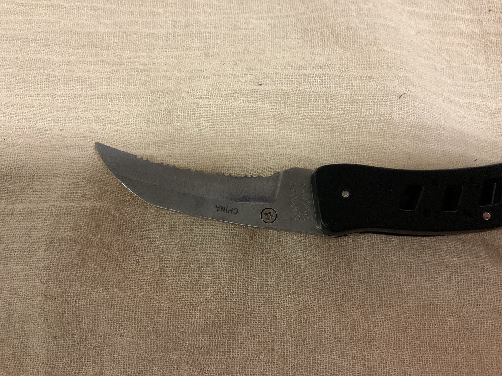 Dragon Claw 2000 Flying Falcon Folding Pocket Knife