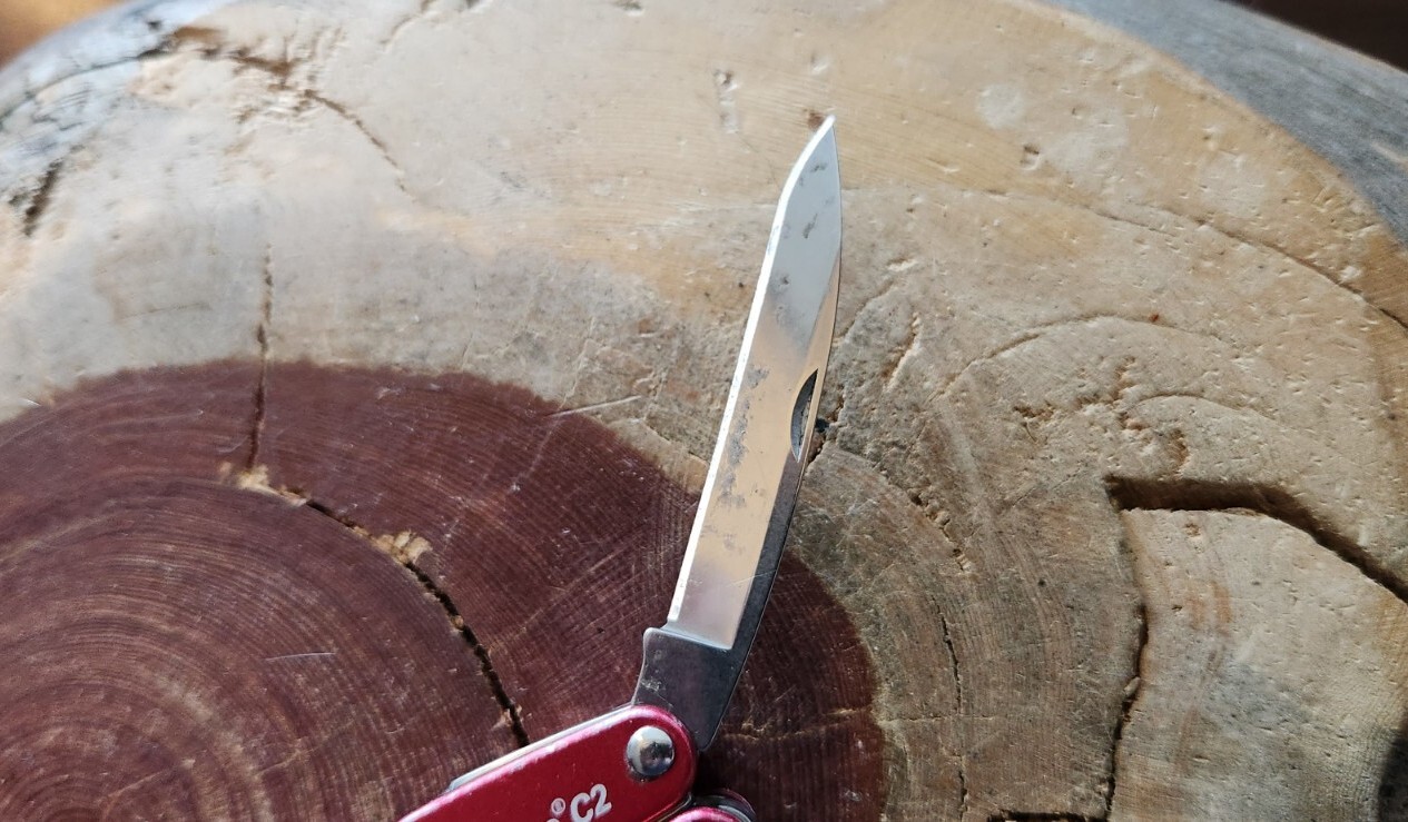 leatherman juice C2 Multi Tool Inferno Red Retired Vintage Preowned Made – W87