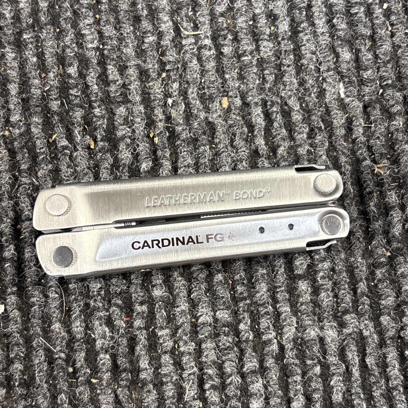 Leatherman Bond Multi-tool Multi Tool Silver Knife File Screwdriver Used (105)