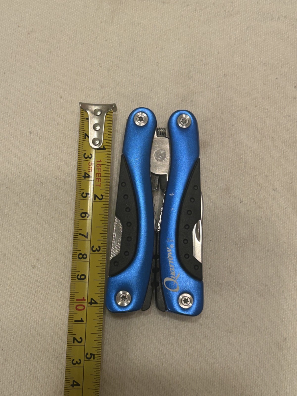 Quarrow Blue Multi-Tool 9 Tools Knife Pliers File Screwdrivers Leatherman