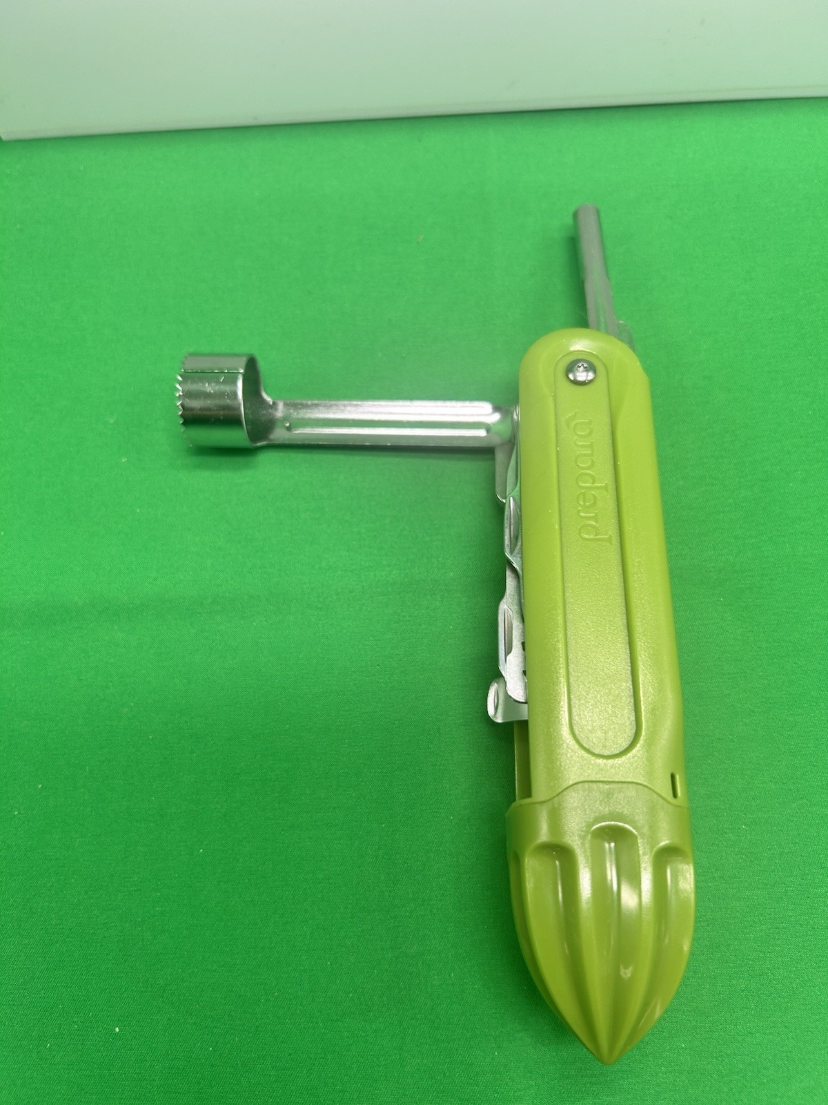 Prepara Multi Kitchen 6 Tool Green Camping and Hiking Foldable Tool
