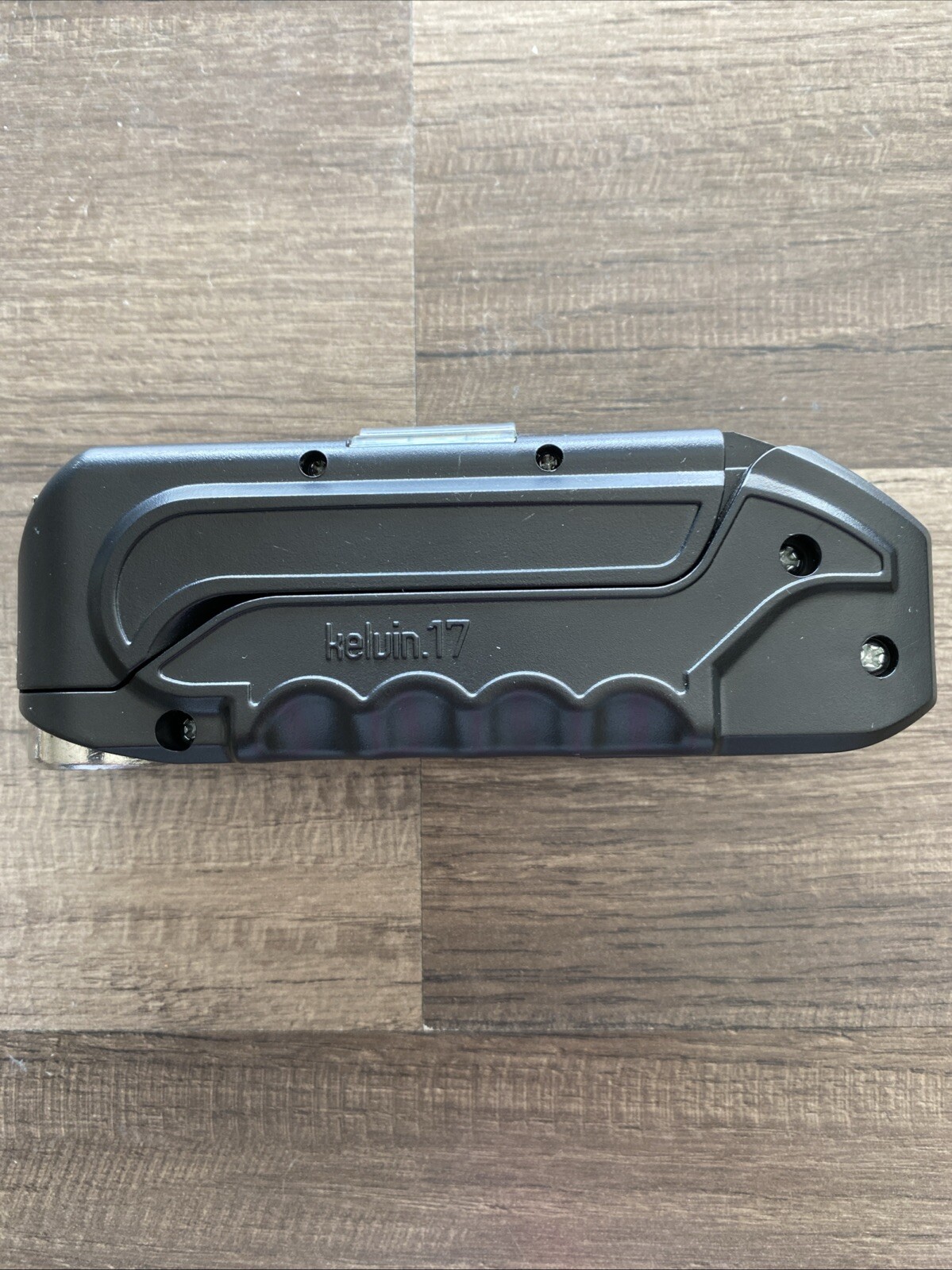 Kelvin Tools Kelvin 17 – The Everyday Multi-Tool with Flashlight (Black)/f