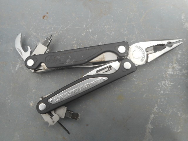 Leatherman Charge Pat Pend 154CM Multi-Tool USA With Leather Case And Bits