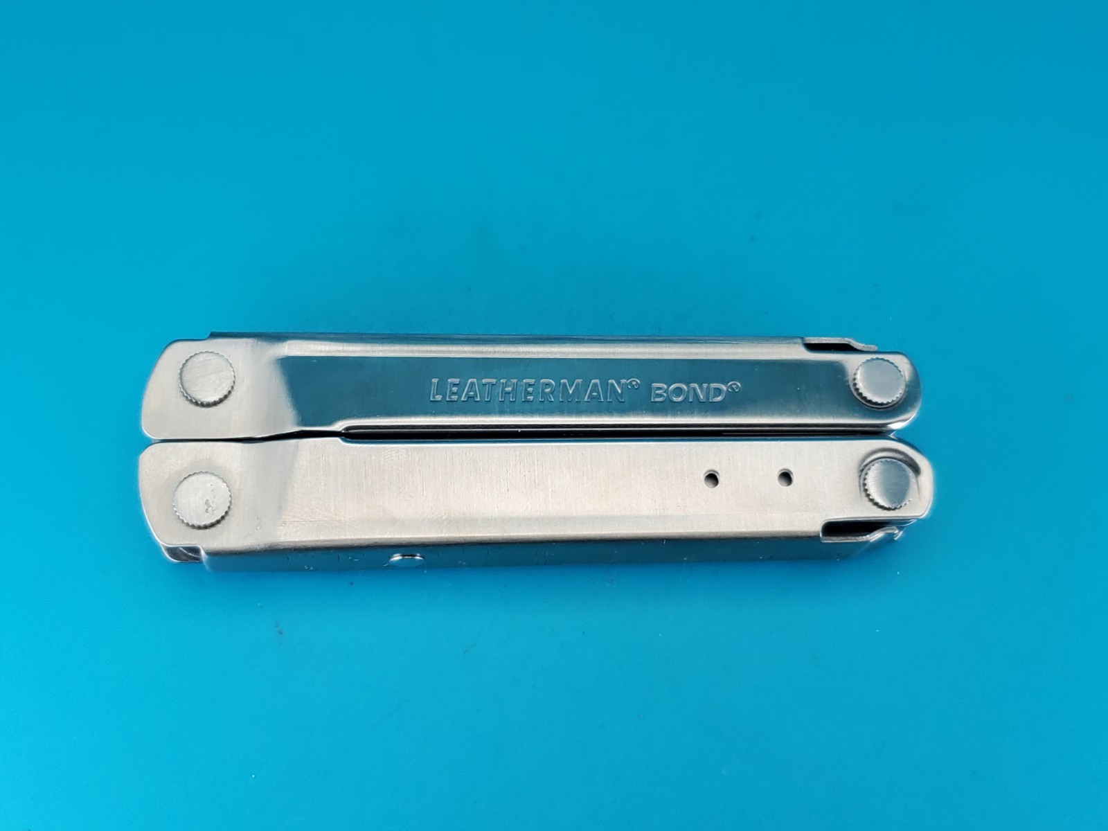 LEATHERMAN Bond Multitool, Stainless Steel Everyday Tool!