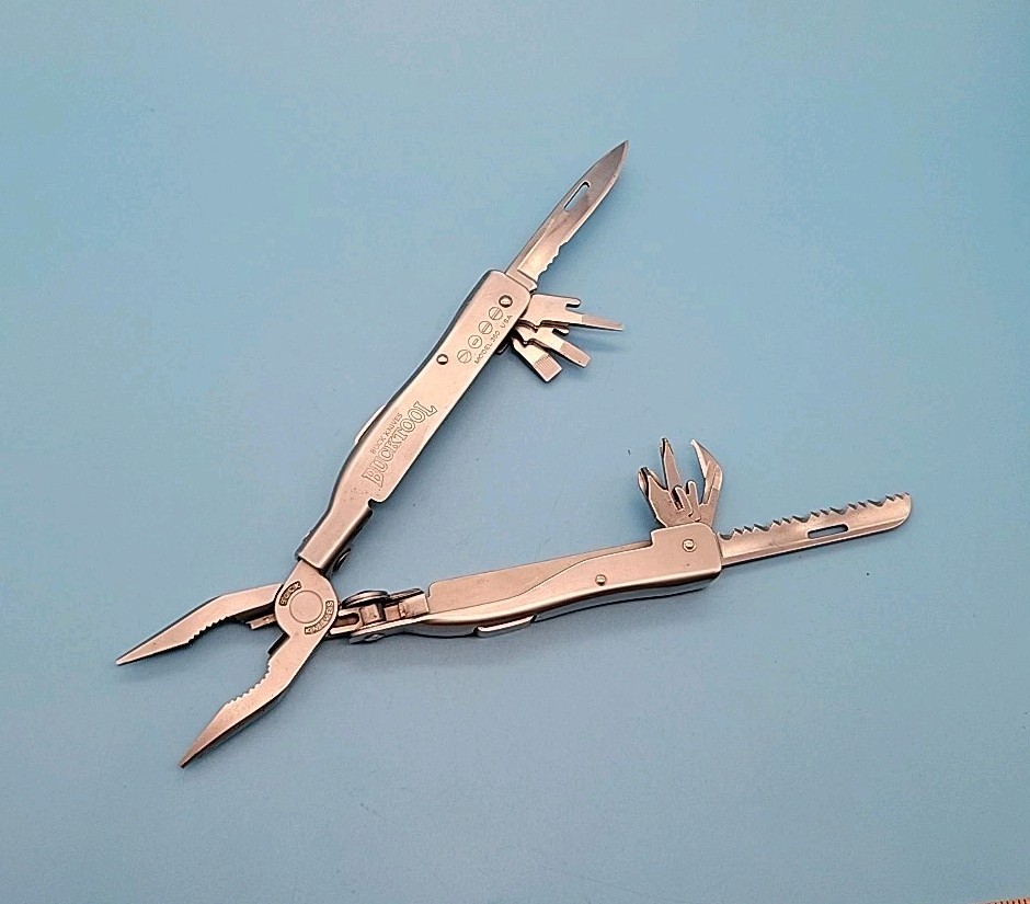 Buck Knives BUCKTOOL 360 Buck Knives – Pliers – Retired – Silver – USA