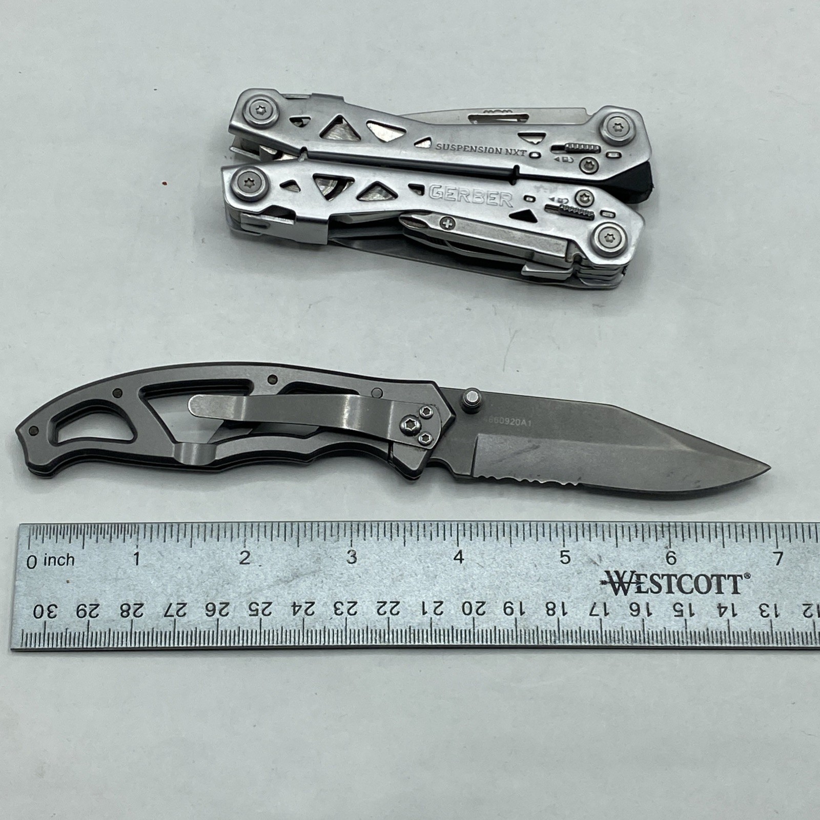 Gerber Suspension NXT & Paraframe II Knife Combo – Silver & Ti Grey