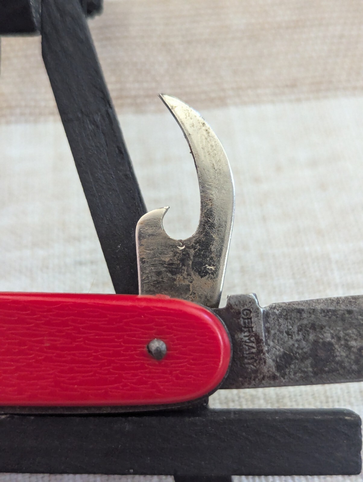 Vintage German 3-Tool Multitool Pocket Knife Carbon Steel Red 3.5″ Plastic Scale