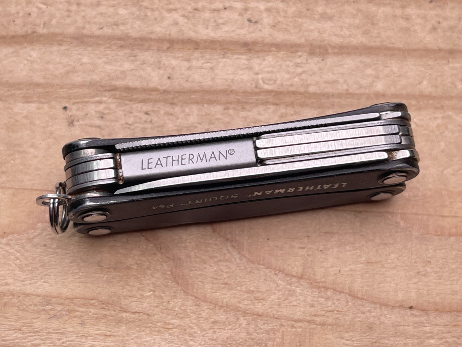 Leatherman Squirt PS4 Black Multi-tool Knife – Broken Scissors Spring – Retired