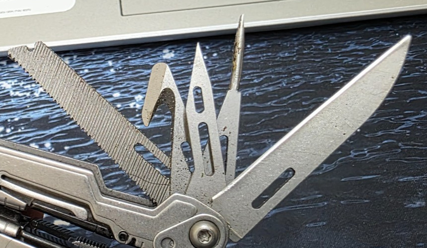 SOG PowerPint 18-in-1 Stainless Steel Multi-Tool, 2.5in Serrated, Silver